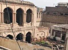 पाकिस्तान में ऐतिहासिक रामलीला मंदिर सील, तोड़फोड़ और कमर्शियल प्लाजा बनाने पर विवाद