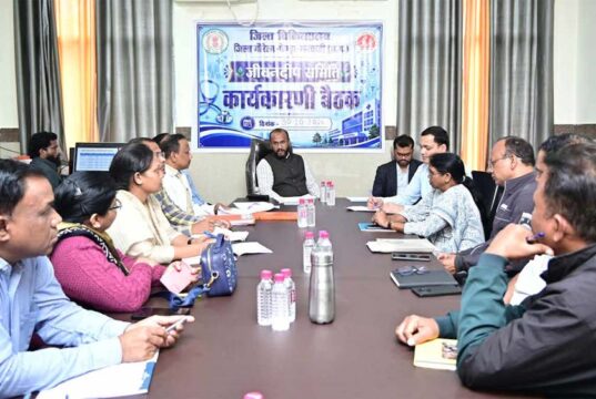 CG में आयुष्मान योजना में लापरवाही पर कार्रवाई, दो ऑपरेटरों की होगी बर्खास्तगी