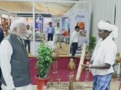 प्रधानमंत्री श्री नरेन्द्र मोदी ने छत्तीसगढ़ के स्टाल की सराहना की
