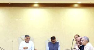 रिक्त शैक्षणिक पदों पर भर्ती शीघ्र पूरी करें, पीएम-उषा की राशि का समय-सीमा में करें उपयोग : उच्च शिक्षा मंत्री परमार